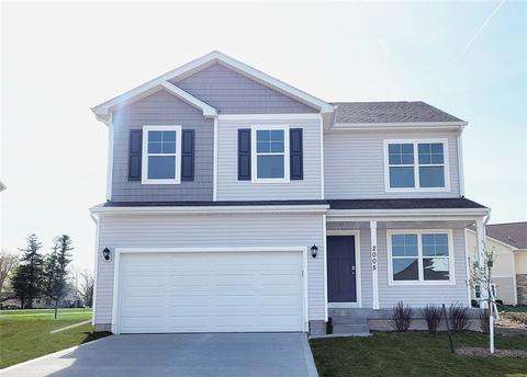 2005 N 7th St, Indianola, IA 50125