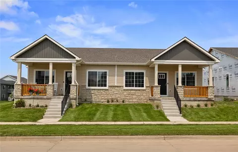 2036 S Warrior Ln, Waukee, IA 50263