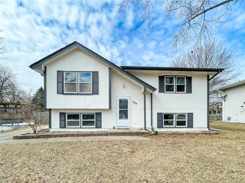 224 10th Ave SW, Altoona, IA 50009