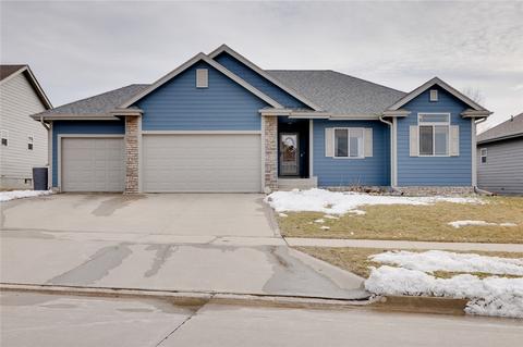 813 13th St SE, Bondurant, IA 50035