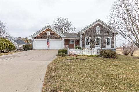 109 8th Ave SE, Altoona, IA 50009