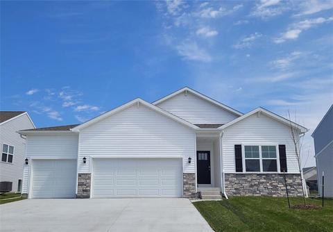 1618 Southbridge Dr, Adel, IA 50003