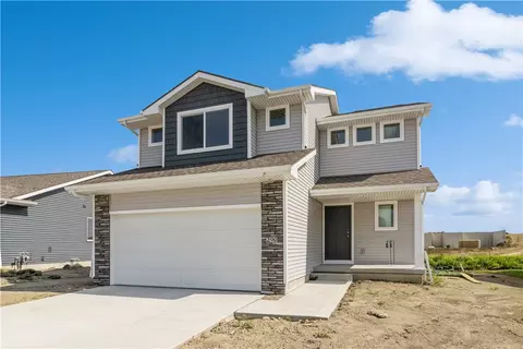 290 NW Newhaven Dr, Waukee, IA 50263