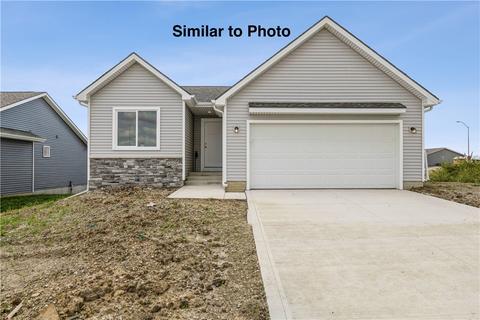 919 Willow Valley Dr, Norwalk, IA 50211