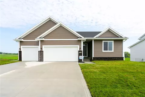 2502 N 8th Ave, Newton, IA 50208