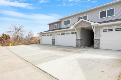 1005 Summerset Pl, Indianola, IA 50125