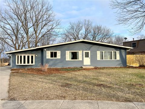 3304 Jewel Cir, Ames, IA 50010