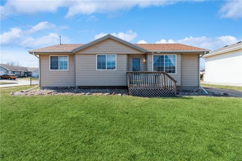208 NE Trent Ave, Elkhart, IA 50073