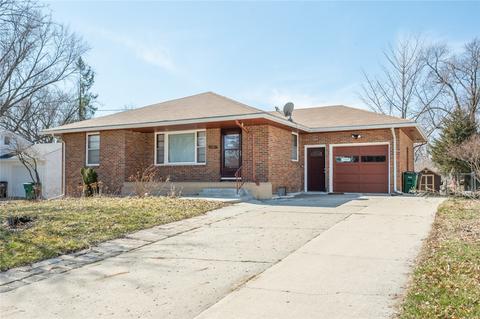 920 11th St, West Des Moines, IA 50265