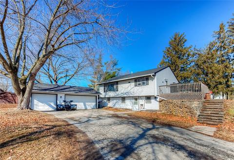 601 Sycamore St, Cambridge, IA 50046