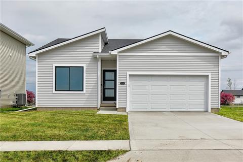 2123 Waller Ave, Norwalk, IA 50211