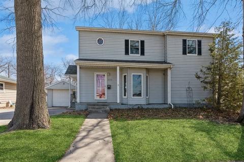 209 S Park Lane Dr, Knoxville, IA 50138