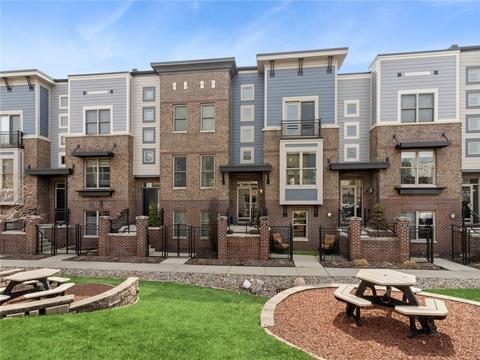 201 Grand Ave #211, Des Moines, IA 50309