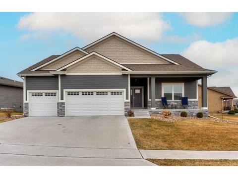 366 NE Pinehurst Cir, Ankeny, IA 50021
