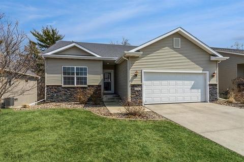 1485 SE Oxford Dr, Waukee, IA 50263