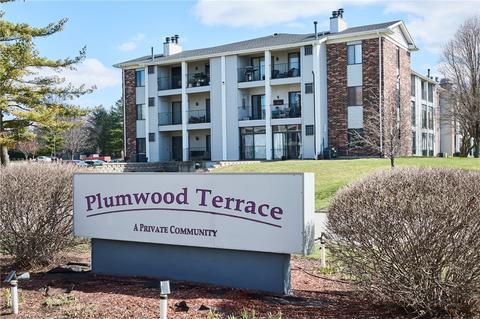 4805 86th St #33, Urbandale, IA 50322