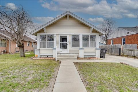 2425 E Walnut St, Des Moines, IA 50317