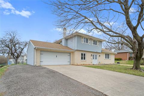 5108 SW 17th St, Des Moines, IA 50315