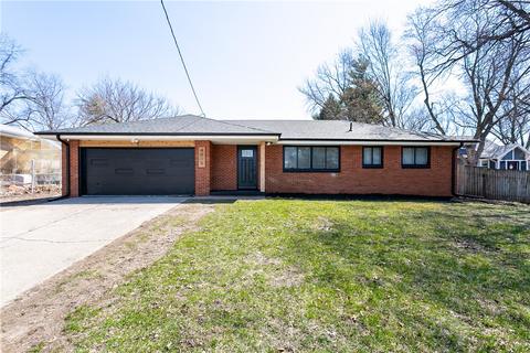4015 SW 31st St, Des Moines, IA 50321