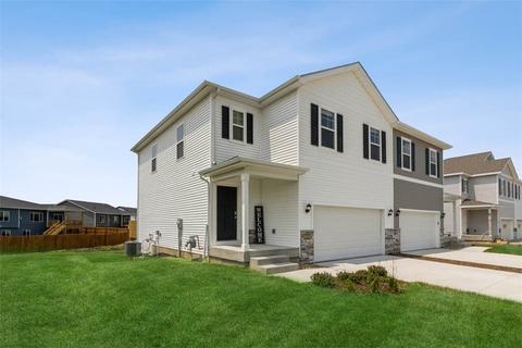 229 NW Charlestown Ln, Waukee, IA 50263