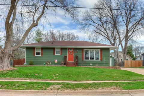 1507 3rd St SW, Altoona, IA 50009