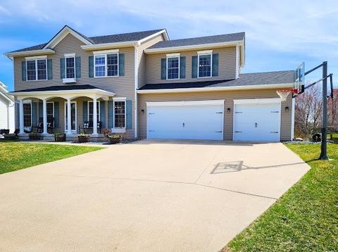 15114 Oakwood Dr, Urbandale, IA 50323
