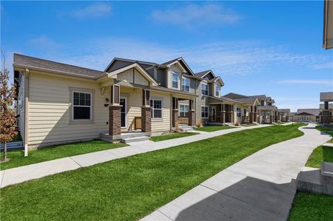 1302 SW Campus Ln, Ankeny, IA 50023