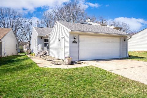 8104 Greenbelt Dr, Urbandale, IA 50322