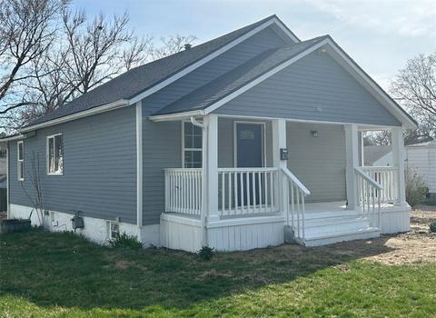 1204 West St, Des Moines, IA 50315