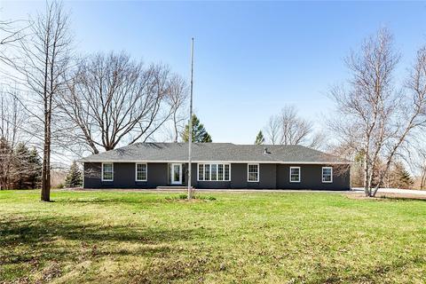 3139 Cumming Rd, Cumming, IA 50061