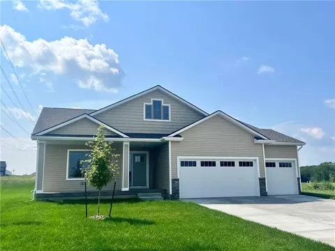 5628 163rd St, Urbandale, IA 50323