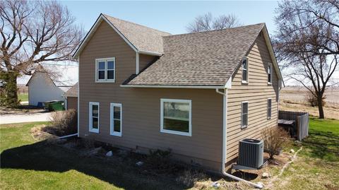 2532 170th St, Stuart, IA 50250