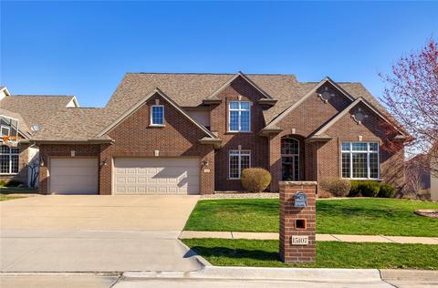 15107 Maple Dr, Urbandale, IA 50323