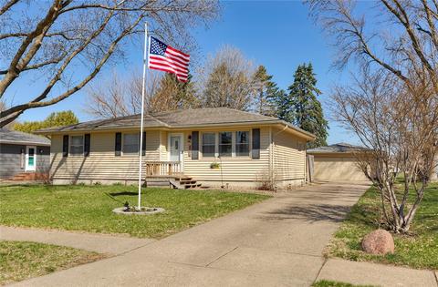 506 NE 9th St, Ankeny, IA 50021
