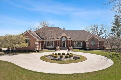 3104 Jordan Grv, West Des Moines, IA 50265