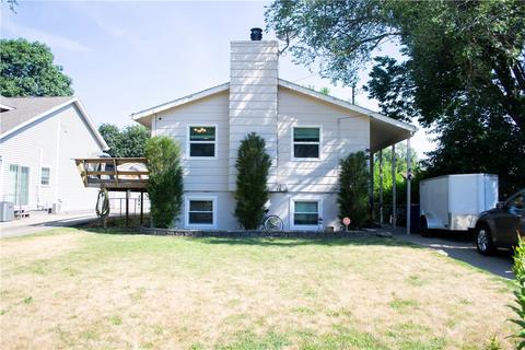 509 Trowbridge St, Des Moines, IA 50315