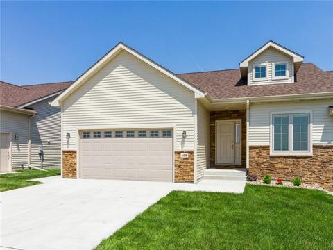 608 S Y St, Indianola, IA 50125