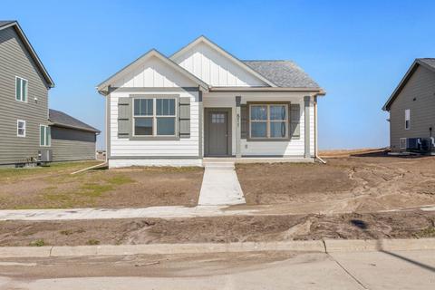 511 Sycamore St, Dallas Center, IA 50063