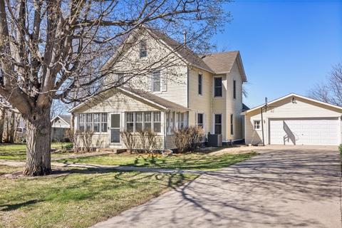 502 Marshall St, Dexter, IA 50070