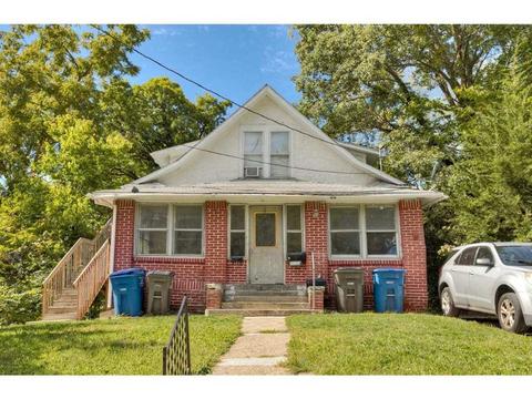 3138 8th St, Des Moines, IA 50313