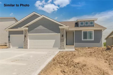 635 NW Prairie Rose Ln, Waukee, IA 50263