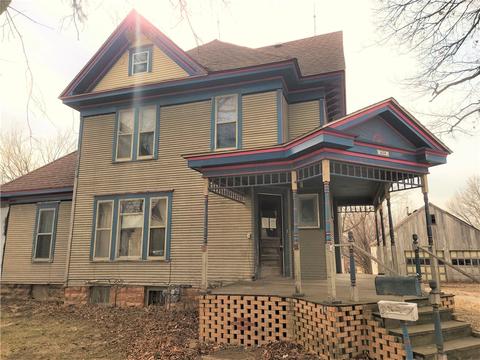 604 Mill St, Traer, IA 50675