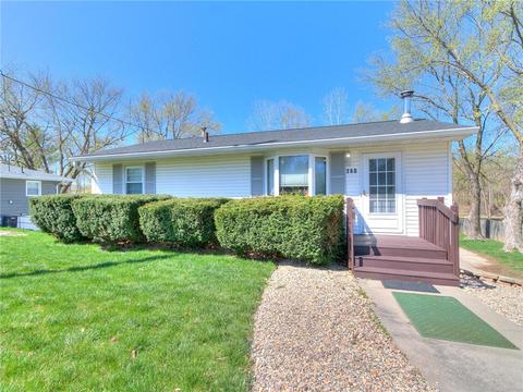 260 N Pleasant Hill Blvd, Pleasant Hill, IA 50327
