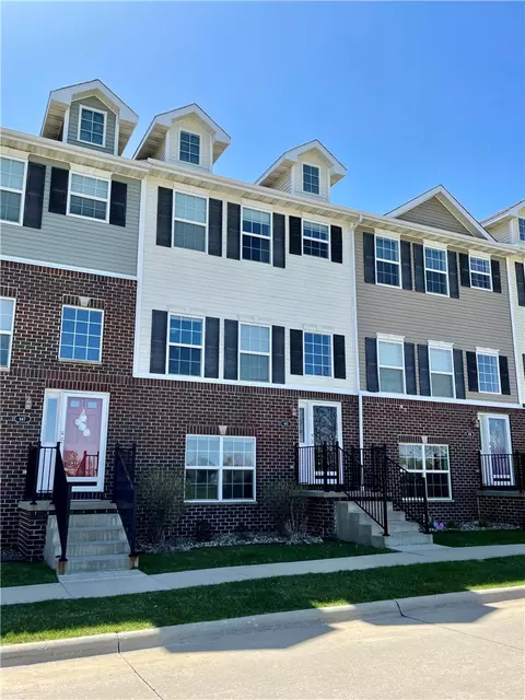 643 Nantucket Pl, Norwalk, IA 50211