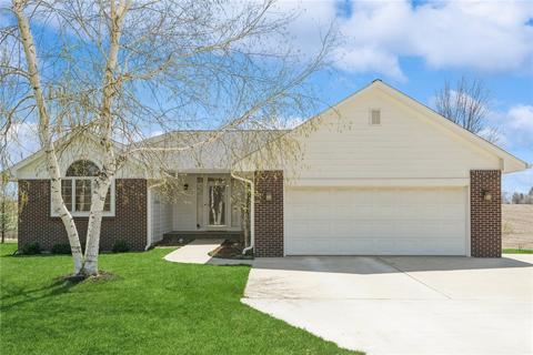 4560 Fillmore St, Norwalk, IA 50211