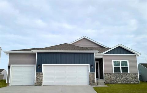 10415 Southerwick Pl, Johnston, IA 50131