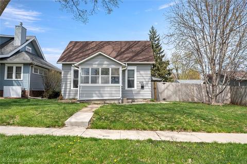 606 W 1st Ave, Indianola, IA 50125