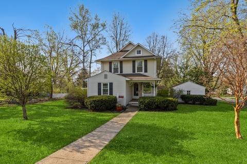 6768 Roseland Dr, Urbandale, IA 50322