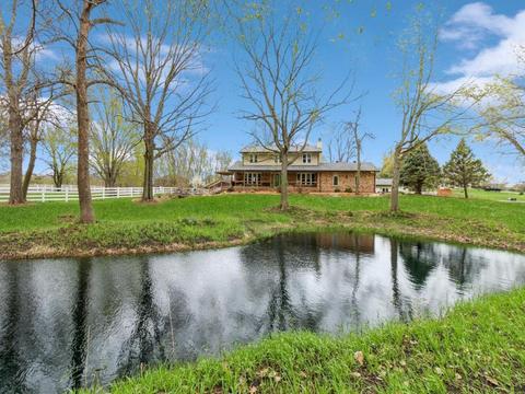 395 NE 54th St, Ankeny, IA 50021