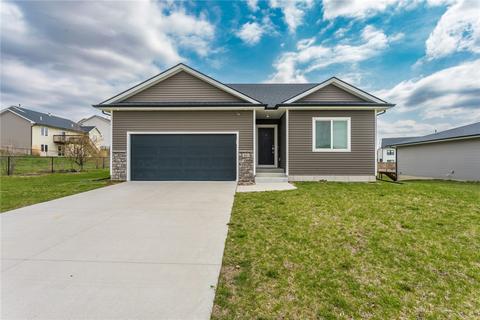 1611 Crabapple Ln, Granger, IA 50109